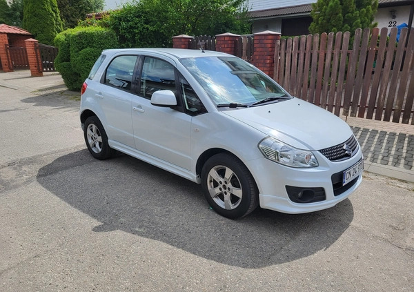 Suzuki SX4 cena 32500 przebieg: 158000, rok produkcji 2012 z Rzeszów małe 154